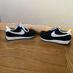 Nike Boy's Waffle Trainer‎ 2
